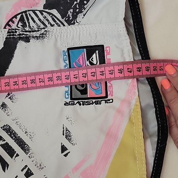 Quiksilver boardshorts - Picture 7 of 8